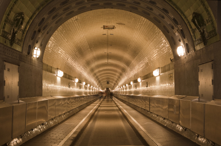 Picture no: 11143868 Alter Elbtunnel in Hamburg Created by: blende-acht