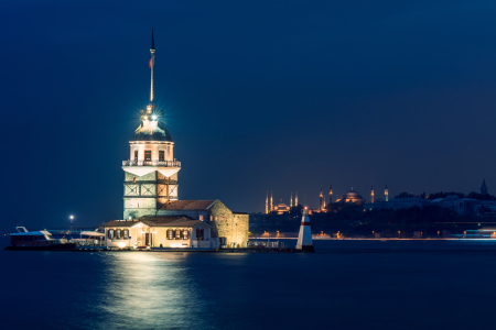 Picture no: 11498304 Istanbul - Kiz Kulesi Leuchtturm Created by: Jean Claude Castor