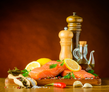 Picture no: 11918516 Stillleben mit Lachsfilet und Kochzutaten Created by: xfotostudio