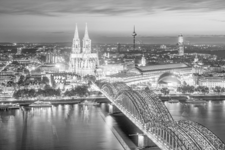 Picture no: 12742721 Köln Stadtansicht schwarzweiß Created by: eyetronic