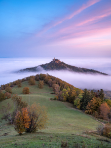 Picture no: 12850789 Burg Hohenzollern bei Sonnenaufgang Created by: eyetronic