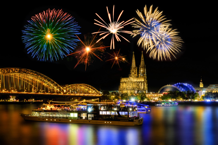 Picture no: 12908173 Kölner Lichter - Skyline Feuerwerk Köln Created by: uh-Photography