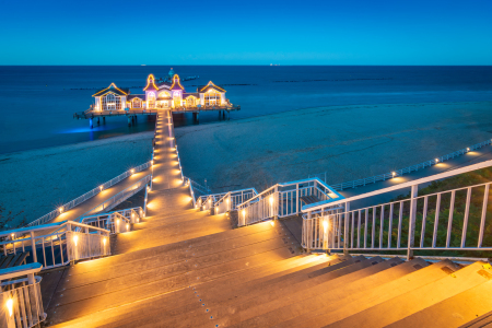 Picture no: 12920793 Seebrücke in Sellin auf Insel Rügen am Abend Created by: Martin Martin Wasilewski