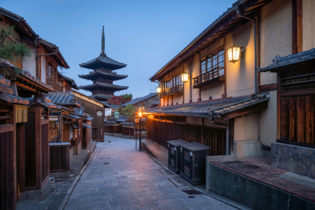 Picture no: 12703240 Kyoto am Abend Created by: eyetronic