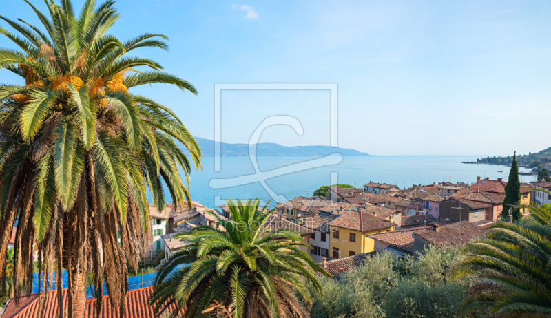 freely selectable image excerpt for your image on Door Foil