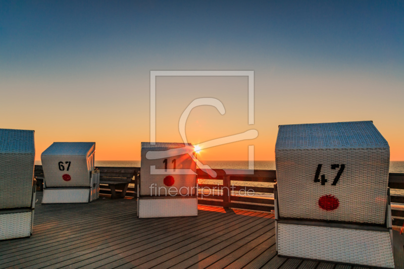 freely selectable image excerpt for your image on Door Foil