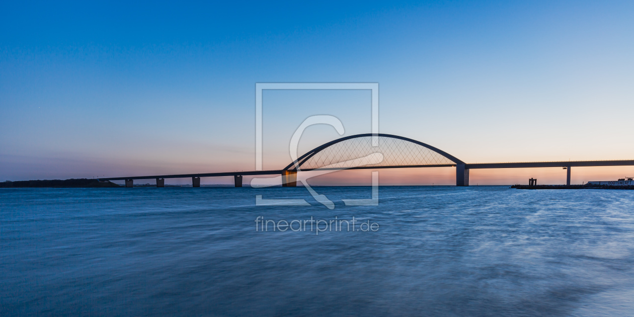 Bild-Nr.: 11740534 Fehmarnsundbrücke Blaue Stunde erstellt von Ursula Reins
