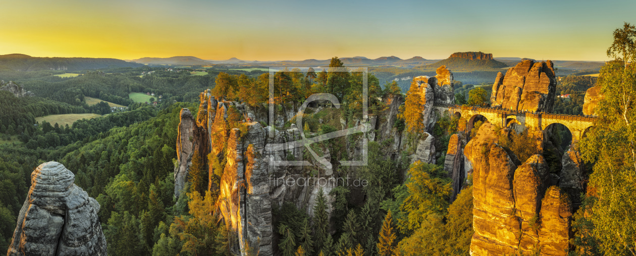 Bild-Nr.: 12424189 Sonnenaufgang an der Basteibrückei im Elbsandstein erstellt von KundenNr-360966
