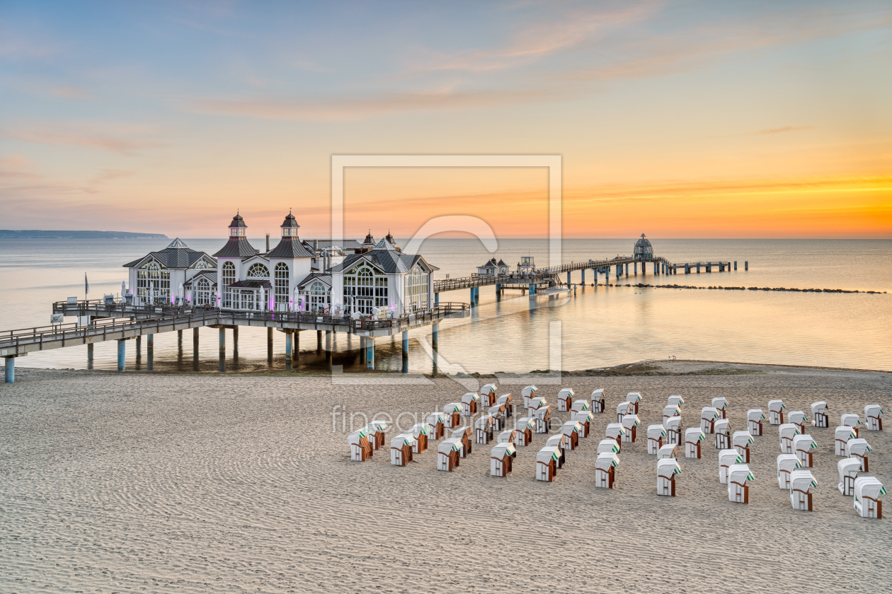 Bild-Nr.: 12600646 Die Seebrücke in Sellin bei Sonnenaufgang erstellt von Michael Valjak
