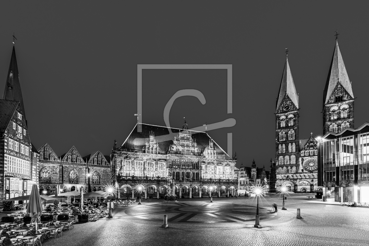 Bild-Nr.: 12696662 Rathaus und Dom am Marktplatz in Bremen bei Nacht erstellt von dieterich