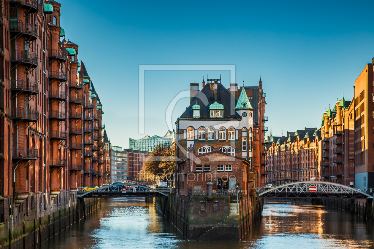 Bild-Nr.: 12737190 Speicherstadt Hamburg Wasserschloss erstellt von Ursula Reins