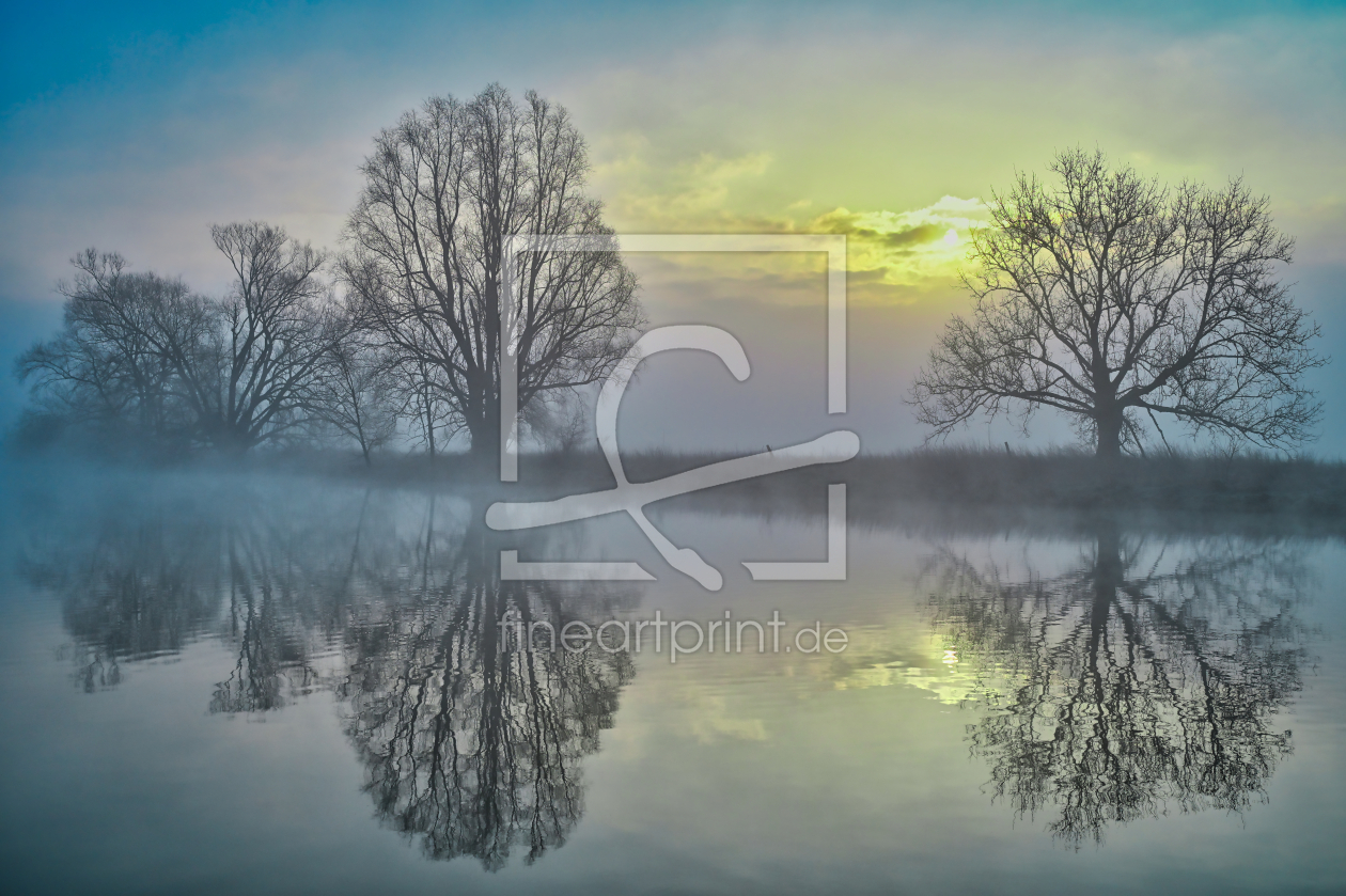 Bild-Nr.: 12810930 Flusslandschaft mit Nebel und Wolken  erstellt von falconer59