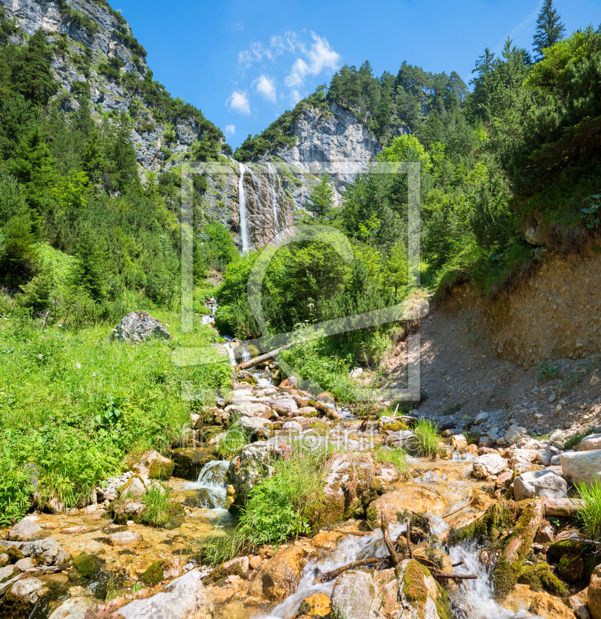 Bild-Nr.: 12817603 Frühling am Dalfazer Wasserfall erstellt von SusaZoom