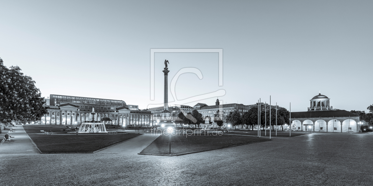 Bild-Nr.: 12821384 Schloßplatz in Stuttgart bei Nacht - monochrom erstellt von dieterich