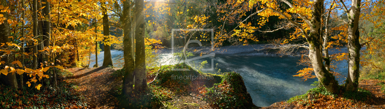 Bild-Nr.: 12835017 Idyllisches Panorama am Flussufer im Herbst erstellt von Smileus