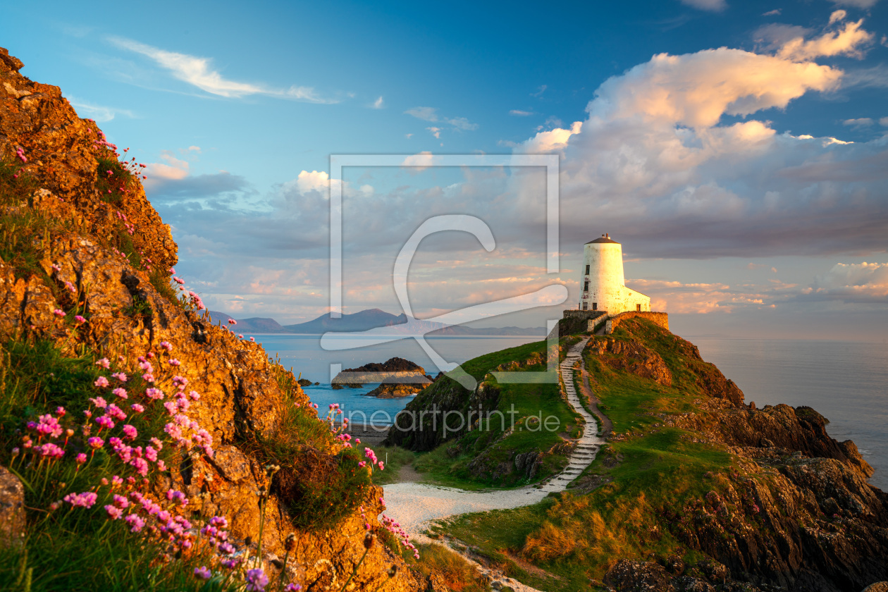 Bild-Nr.: 12838543 Goleudy Twr Mawr - Leuchtturm in Newbrough - Wales erstellt von Dennis Mohr