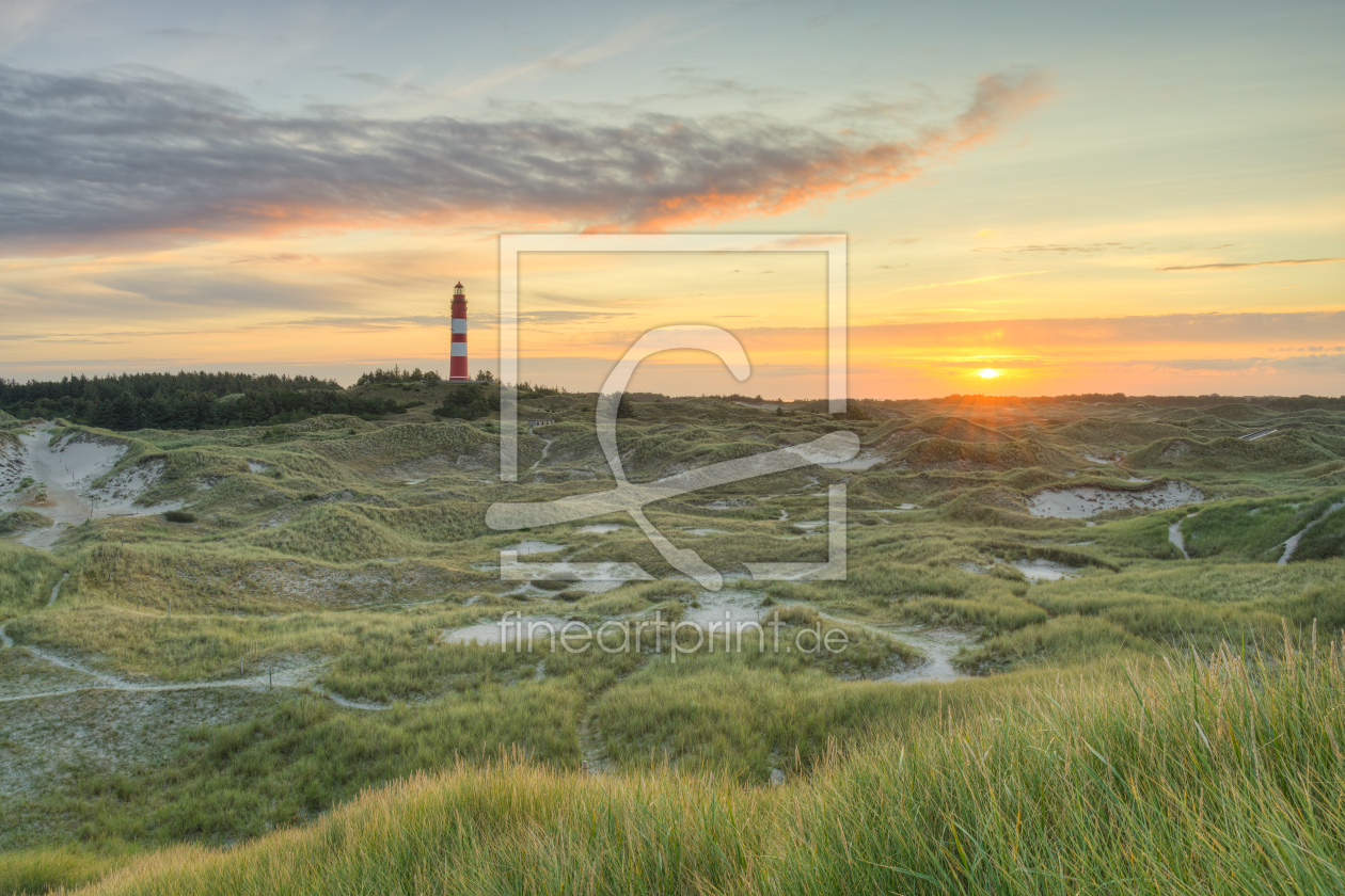 Bild-Nr.: 12846302 Blick über die Dünen zum Amrumer Leuchtturm erstellt von Michael Valjak