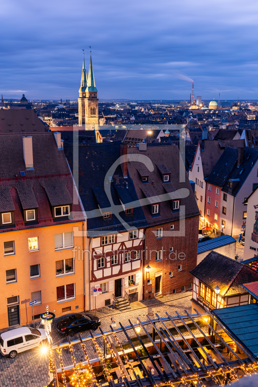 Bild-Nr.: 12871142 Blick auf die Sebalduskirche in Nürnberg am Abend erstellt von janschuler