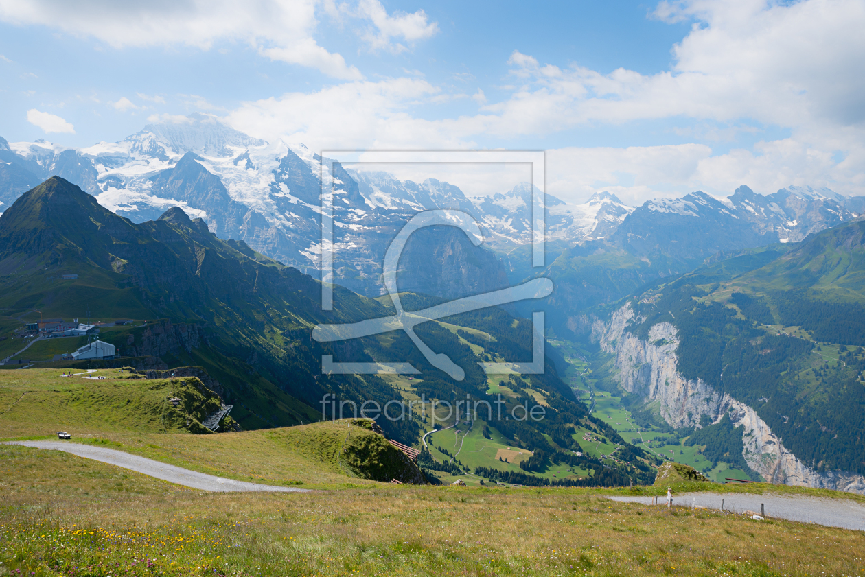 Bild-Nr.: 12871211 Jungfrau und Lauterbrunnental Berner Oberland erstellt von SusaZoom