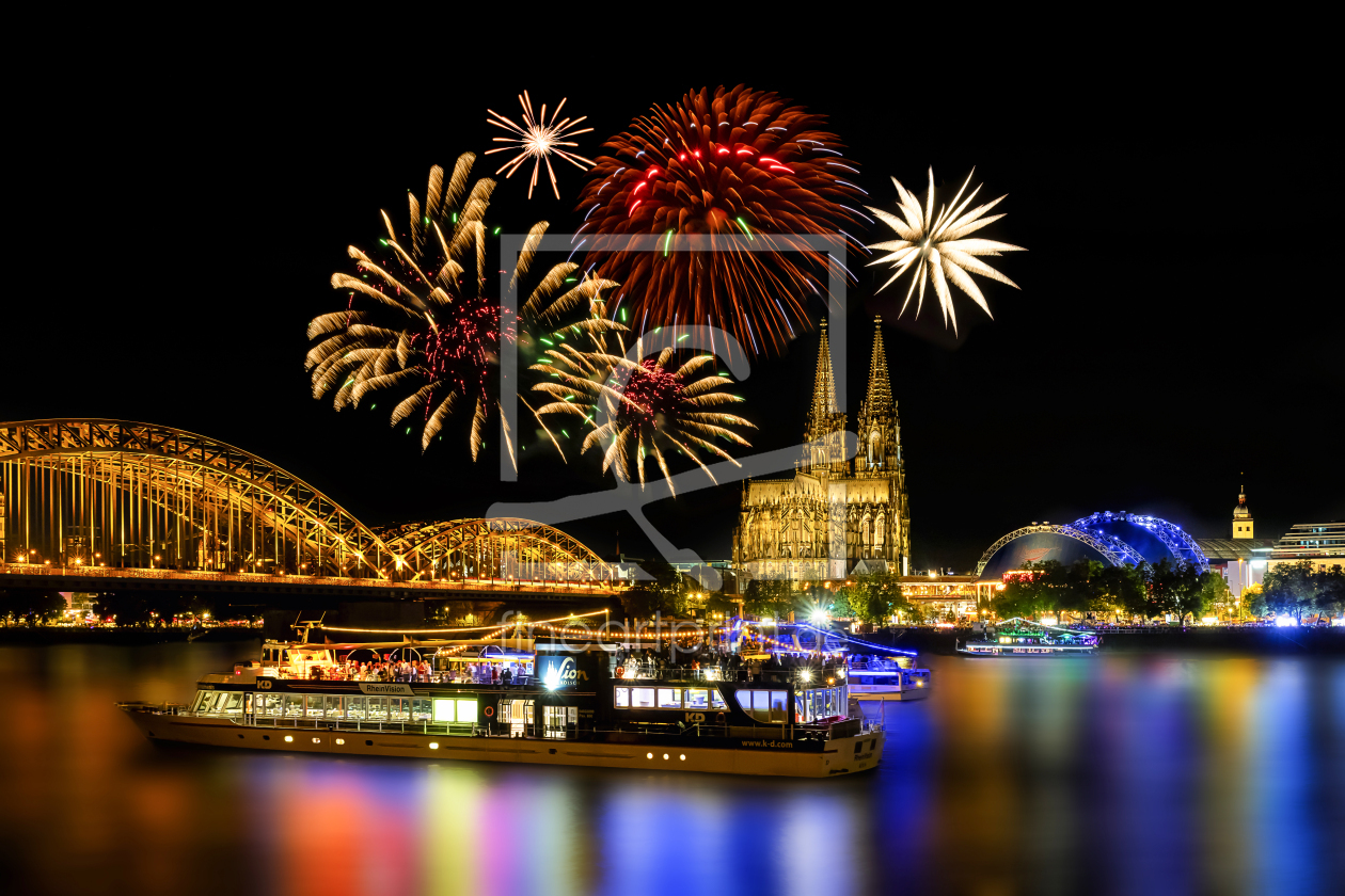 Bild-Nr.: 12908242 Kölner Lichter - Skyline Feuerwerk Köln erstellt von uh-Photography