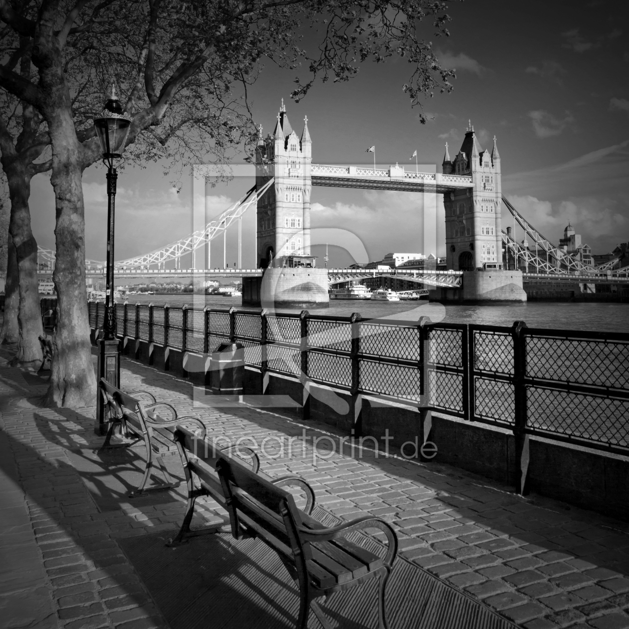 Bild-Nr.: 12916248 LONDON Am Ufer der Themse - Monochrom erstellt von Melanie Viola