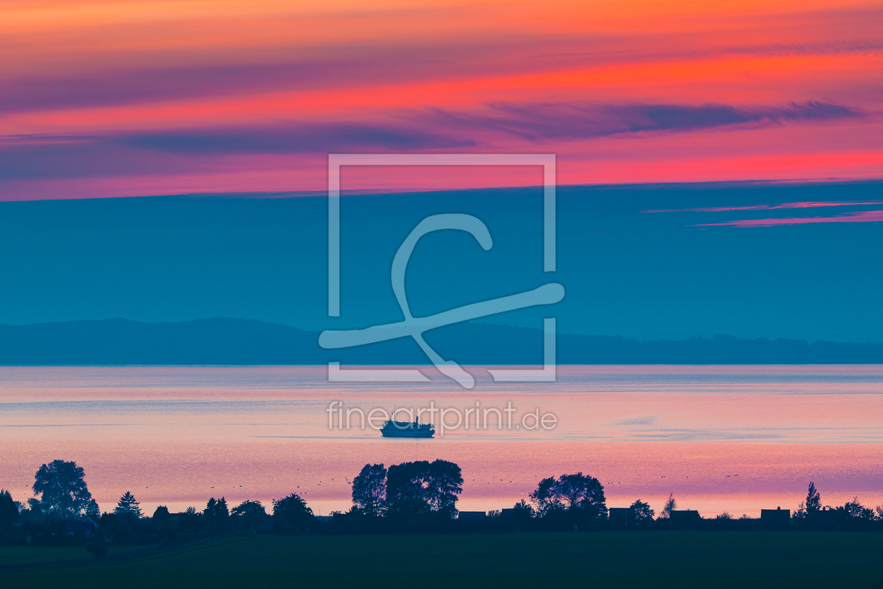 Bild-Nr.: 12920801 Schiff auf Jasmunder Bodden am Abend erstellt von Martin Martin Wasilewski