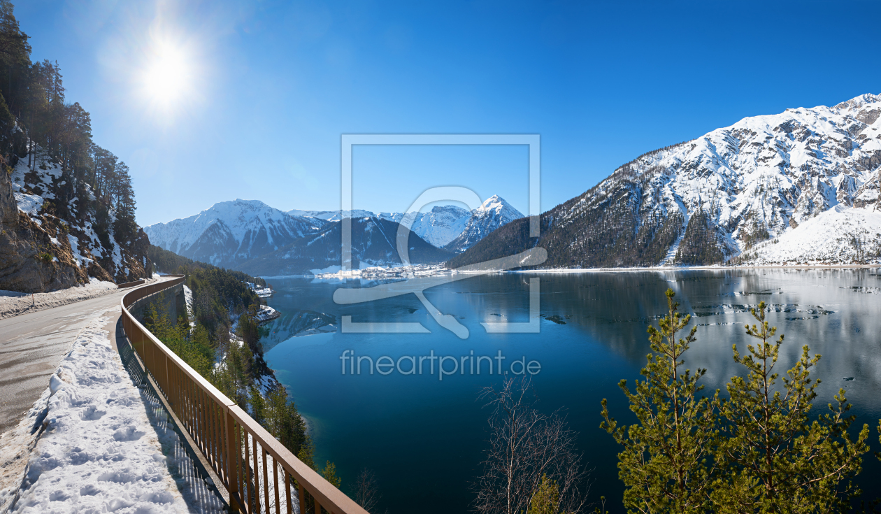 Bild-Nr.: 12925570 Uferstraße Achensee mit Blick nach Pertisau erstellt von SusaZoom
