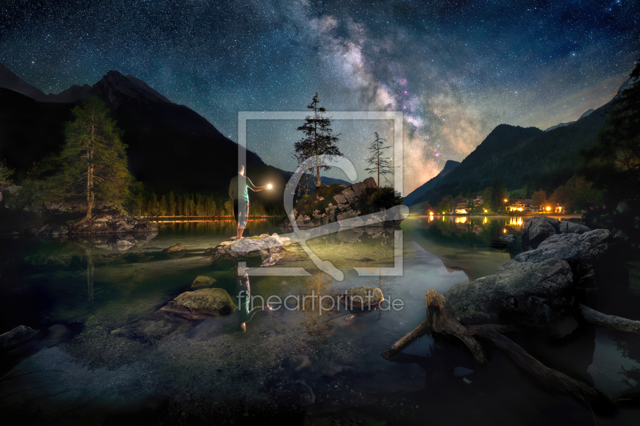 Bild-Nr.: 12933126 Landschaft mit Mann am See in Bayern Hintersee erstellt von Smileus