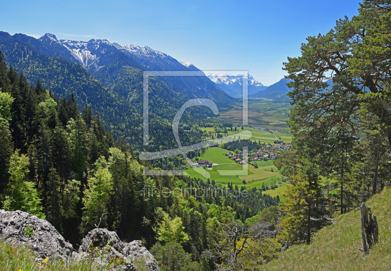 Bild-Nr.: 12933939 Aussicht vom Heldenkreuz ins Loisachtal erstellt von SusaZoom