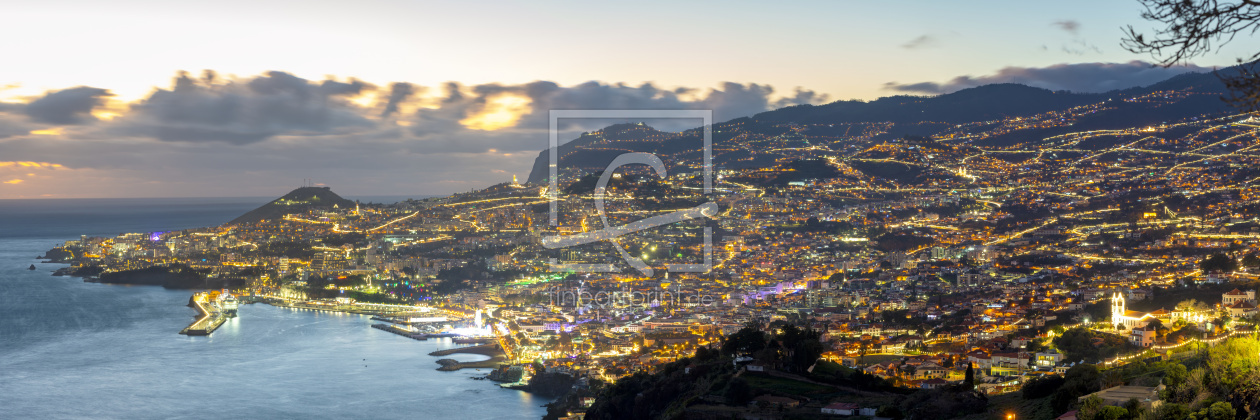 Bild-Nr.: 12937127 Das leise Leuchten von Funchal erstellt von Walter G. Allgöwer