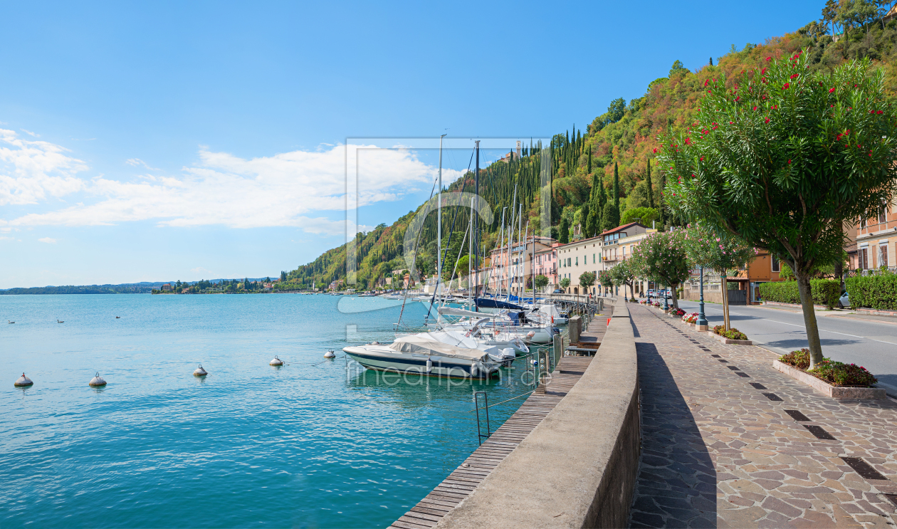 Bild-Nr.: 12937833 Gardasee Uferpromenade Maderno erstellt von SusaZoom
