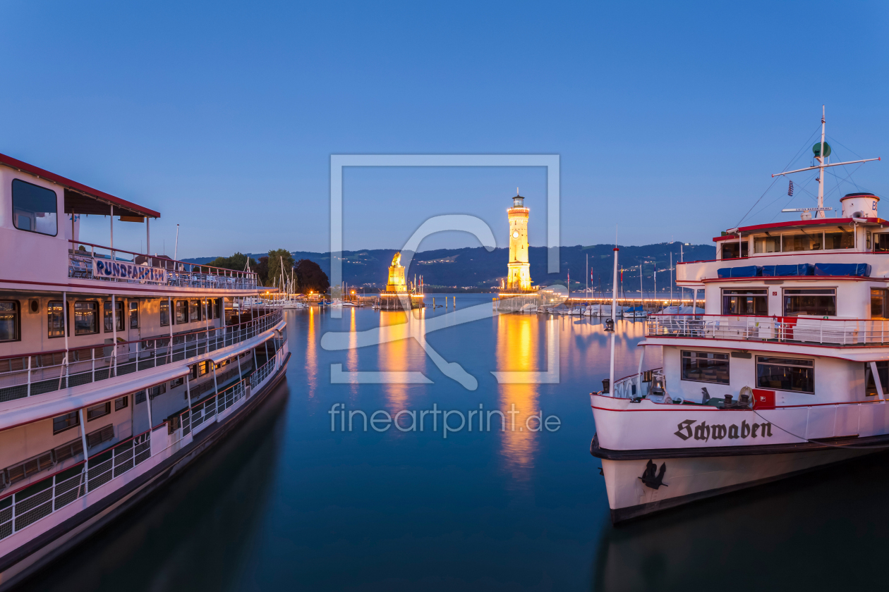 Bild-Nr.: 12939017 Schiffe im Hafen von Lindau am Bodensee bei Nacht erstellt von dieterich