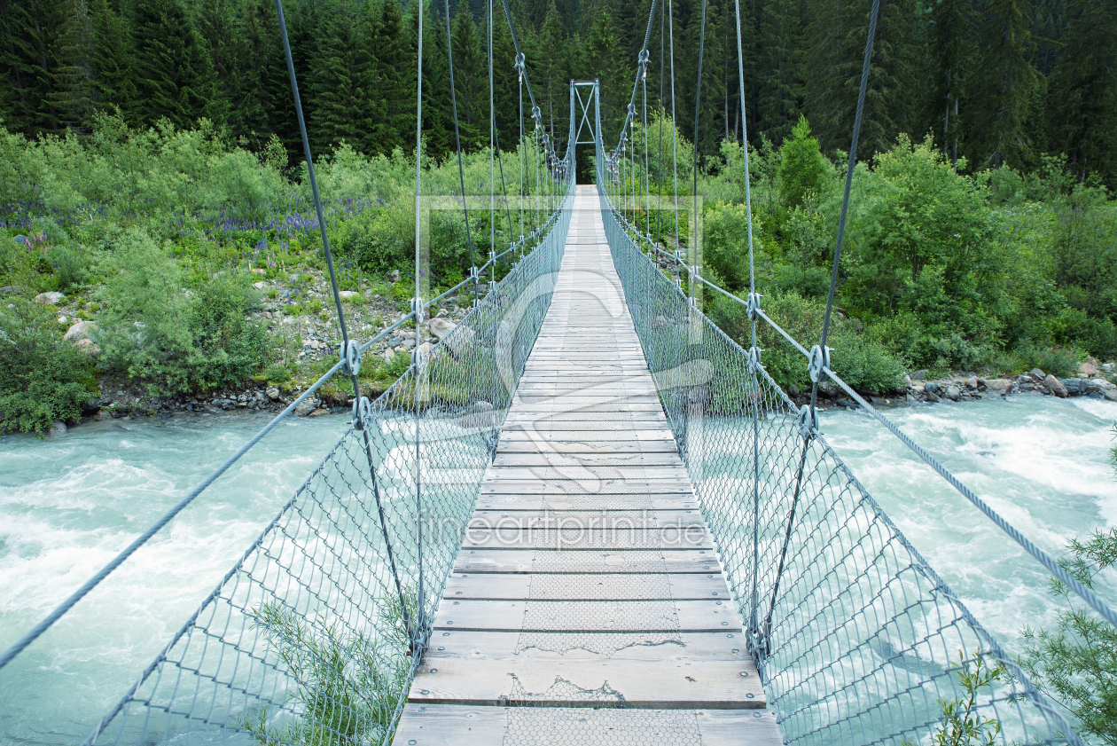 Bild-Nr.: 12939279 Hängebrücke Monbiel über die Landquart erstellt von SusaZoom