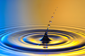 Wassertropfen vielfach/10446610