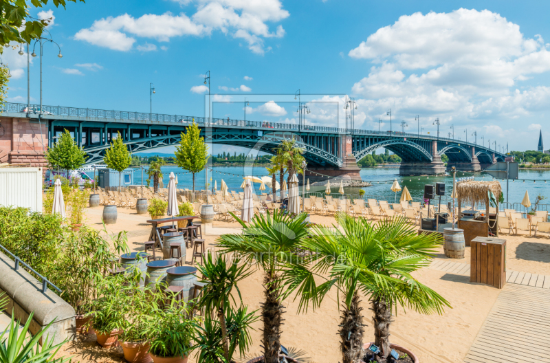 frei w&auml;hlbarer Bildausschnitt f&uuml;r Ihr Bild auf Glas-Schneidebrett