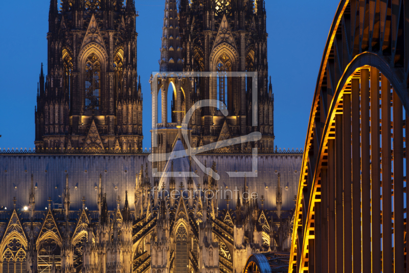 frei wählbarer Bildausschnitt für Ihr Bild auf Glas-Schneidebrett