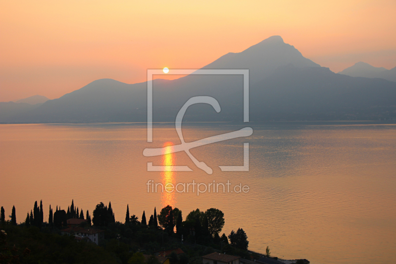 frei w&auml;hlbarer Bildausschnitt f&uuml;r Ihr Bild auf Glas-Schneidebrett