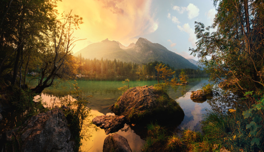 Bild-Nr: 12896211 Spiegelung Majestätischer Berge im malerischen See Erstellt von: Smileus