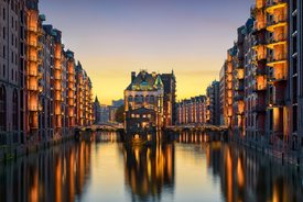 Wasserschloss in Hamburg bei Nacht - 11461885 /leinwand/bigthumb/11461885.jpg