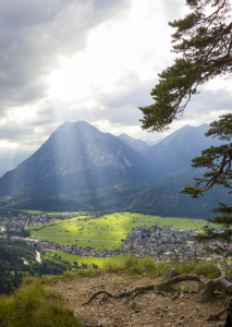 Bild-Nr: 11592965 Felsenkanzel mit Blick ins Loisachtal Erstellt von: SusaZoom