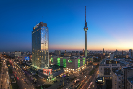Bild-Nr: 11949134 Berlin - Skyline am Alexanderplatz Blaue Stunde Erstellt von: Jean Claude Castor