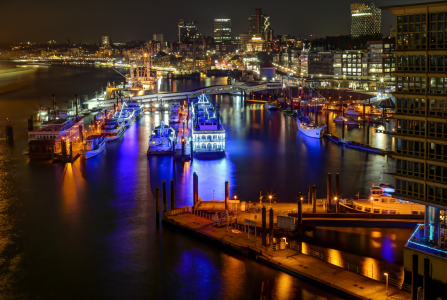 Bild-Nr: 11961146 Elbphilharmonie Blick bei Nacht Erstellt von: Hamburg-Impressionen