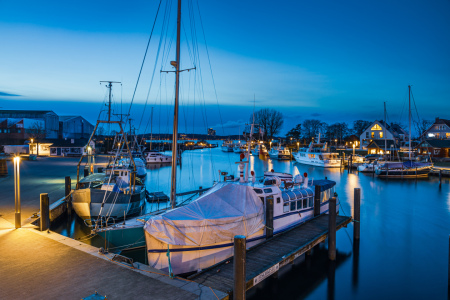 Bild-Nr: 12705903 Nachtlichter im Hafen Erstellt von: Ursula Reins