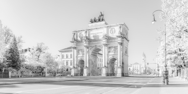Bild-Nr: 12827167 Siegestor in München - Monochrom Erstellt von: dieterich