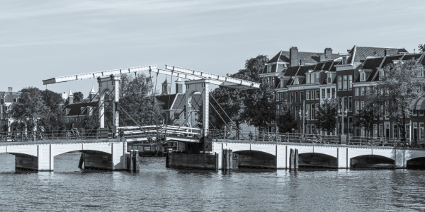 Bild-Nr: 12837942 Radfahrer auf der Magere Brug in Amsterdam Erstellt von: dieterich