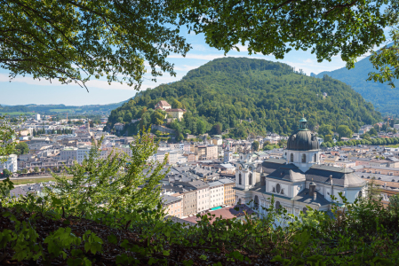 Bild-Nr: 12873385 Aussicht Mönchsberg auf Kollegienkirche Erstellt von: SusaZoom