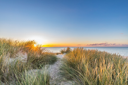 Bild-Nr: 12912950 Farbenfroher Sonnenuntergang am Meer Erstellt von: Ursula Reins