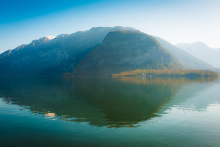 Bild-Nr: 12917888 Hallstätter See und Berge im Morgenlicht Erstellt von: Martin Martin Wasilewski