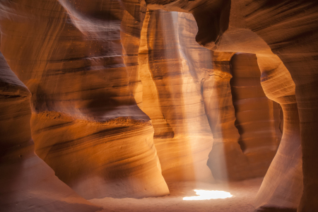 Bild-Nr: 12930978 ANTELOPE CANYON Prächtiger Lichtstrahl Erstellt von: Melanie Viola