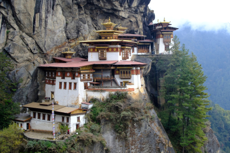 Bild-Nr: 12931920 Tigernest Bhutan Erstellt von: Gerhard Albicker